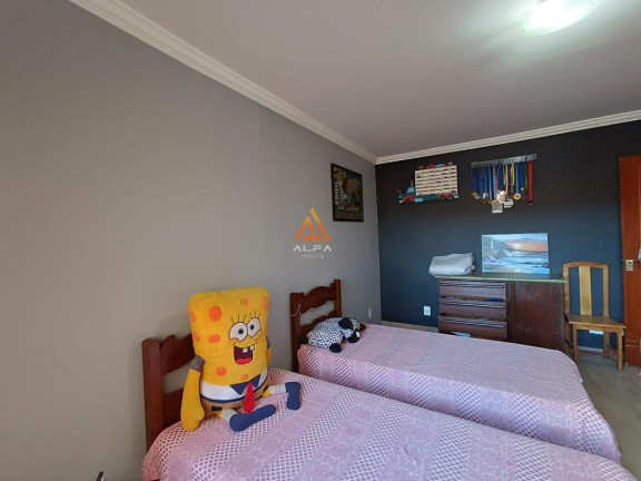 Imagem Casa com 4 Quartos à Venda, 300 m² Imagem Casa com 4 Quartos à Venda, 300 m²