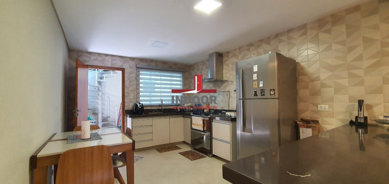 Imagem Casa com 2 Quartos à Venda, 120 m² em Vila Nivi - São Paulo Imagem Casa com 2 Quartos à Venda, 120 m² em Vila Nivi - São Paulo