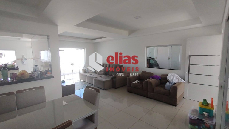 Imagem Sobrado com 3 Quartos à Venda, 250 m² em Parque São Geraldo - Bauru Imagem Sobrado com 3 Quartos à Venda, 250 m² em Parque São Geraldo - Bauru