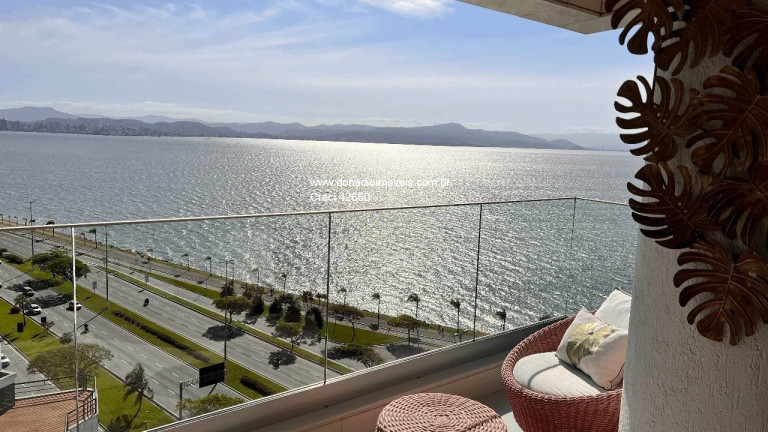 Imagem Apartamento com 3 Quartos à Venda, 209 m² em Agronômica - Florianópolis Imagem Apartamento com 3 Quartos à Venda, 209 m² em Agronômica - Florianópolis
