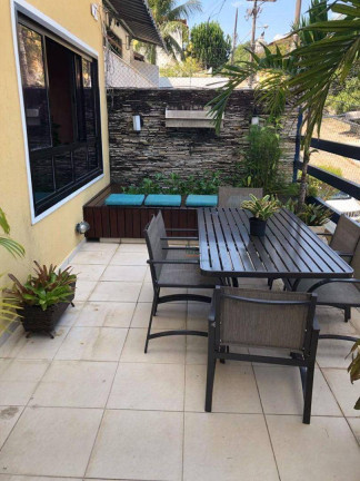 Imagem Casa com 4 Quartos à Venda, 300 m² em São Francisco - Niterói Imagem Casa com 4 Quartos à Venda, 300 m² em São Francisco - Niterói