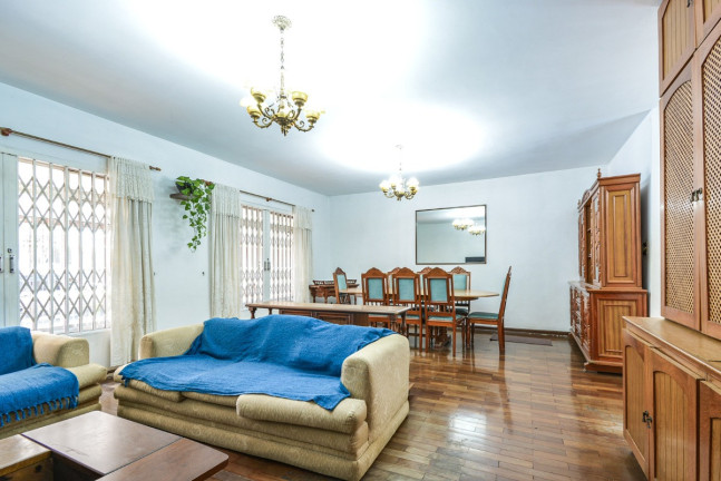 Casa com 4 Quartos à Venda, 242 m² em Moema - São Paulo