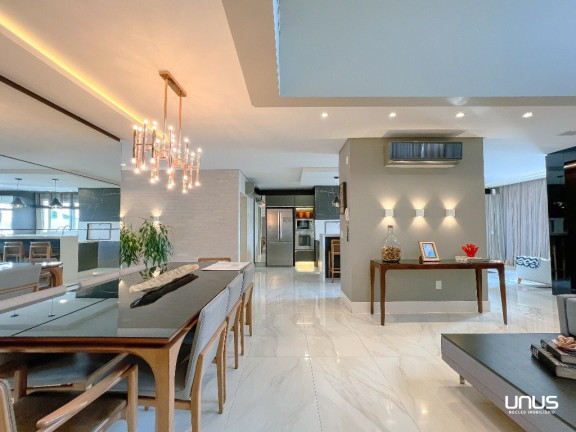 Imagem Casa de Condomínio com 4 Quartos à Venda, 426 m² em Estreito - Florianópolis