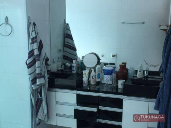 Imagem Casa com 3 Quartos à Venda, 425 m² em Vila Rosália - Guarulhos Imagem Casa com 3 Quartos à Venda, 425 m² em Vila Rosália - Guarulhos