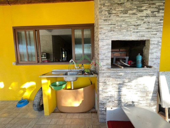 Imagem Casa com 4 Quartos à Venda, 300 m² em Costeira - Balneário Barra Do Sul Imagem Casa com 4 Quartos à Venda, 300 m² em Costeira - Balneário Barra Do Sul