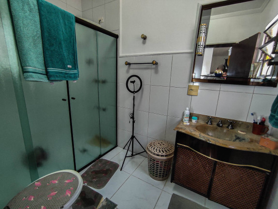 Imagem Casa com 3 Quartos à Venda, 251 m² em Marapé - Santos Imagem Casa com 3 Quartos à Venda, 251 m² em Marapé - Santos