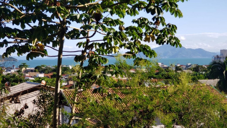 Terreno à Venda, 413 m² em Morrinhos - Bombinhas
