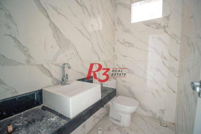 Imagem Casa com 3 Quartos à Venda, 236 m² em Embaré - Santos Imagem Casa com 3 Quartos à Venda, 236 m² em Embaré - Santos