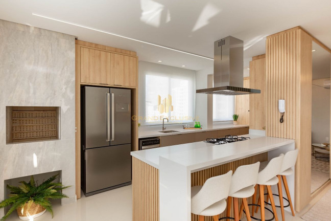 Imagem Cobertura com 3 Quartos à Venda, 242 m² em Centro - Balneário Camboriú