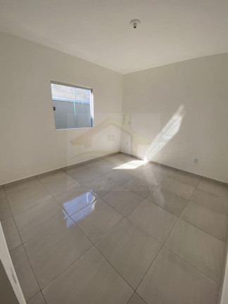 Imagem Imóvel com 3 Quartos à Venda, 70 m² em Jardim Padovani - Londrina