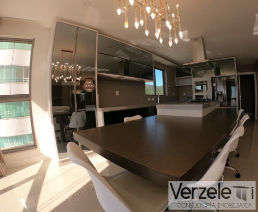 Imagem Apartamento com 4 Quartos para Alugar, 183 m² em Centro - Balneário Camboriú