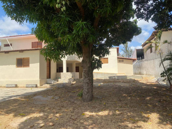Imagem Casa com 7 Quartos à Venda, 1 m² em Capim Macio - Natal