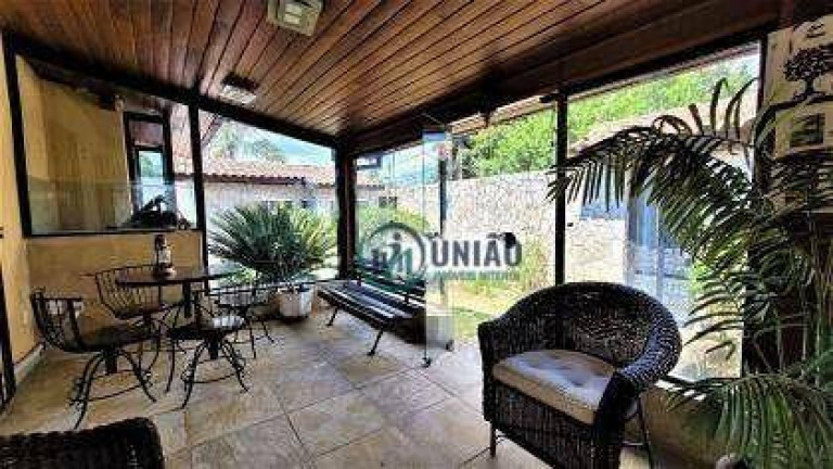 Imagem Casa com 3 Quartos à Venda, 277 m² em Maravista - Niterói