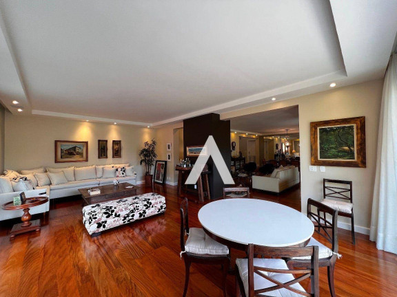 Imagem Casa com 5 Quartos à Venda, 620 m² em Albuquerque - Teresópolis Imagem Casa com 5 Quartos à Venda, 620 m² em Albuquerque - Teresópolis
