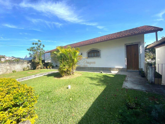 Casa com 3 Quartos à Venda, 250 m² em Várzea - Teresópolis