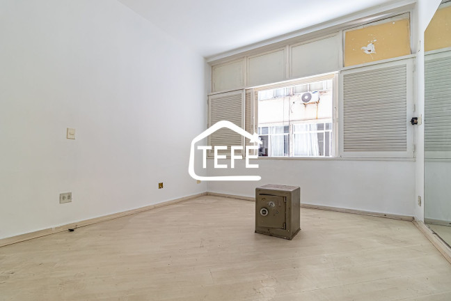 Imagem Apartamento com 4 Quartos à Venda, 257 m² em Copacabana - Rio De Janeiro Imagem Apartamento com 4 Quartos à Venda, 257 m² em Copacabana - Rio De Janeiro