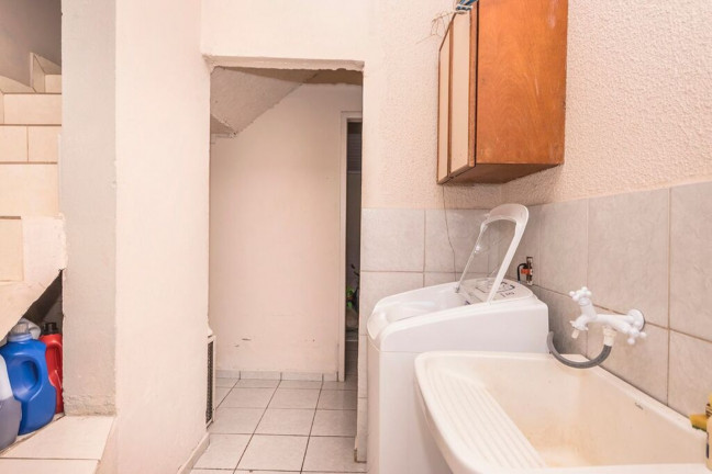 Imagem Imóvel com 4 Quartos à Venda, em Santa Tereza - Porto Alegre Imagem Imóvel com 4 Quartos à Venda, em Santa Tereza - Porto Alegre