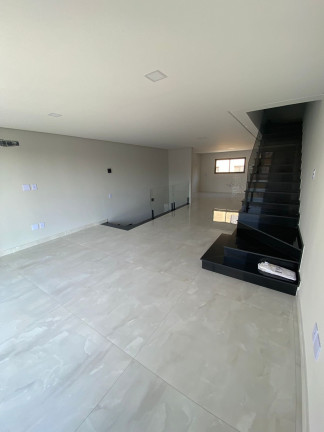 Imagem Casa com 3 Quartos à Venda, 230 m² em Demarchi - São Bernardo Do Campo