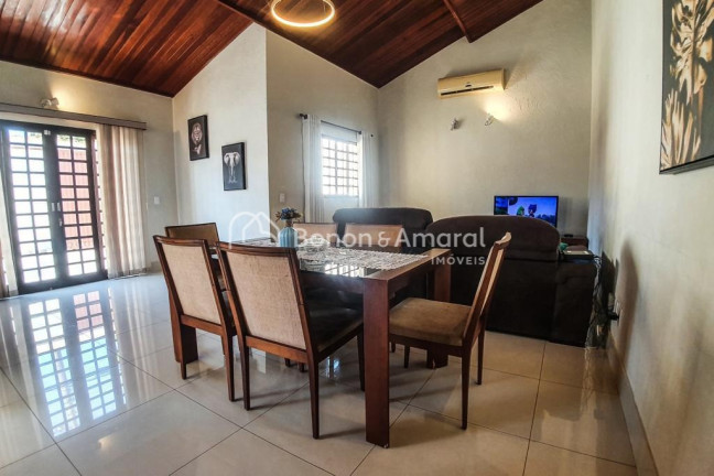 Imagem Casa com 3 Quartos à Venda, 350 m² em Jardim Vista Alegre - Paulínia Imagem Casa com 3 Quartos à Venda, 350 m² em Jardim Vista Alegre - Paulínia