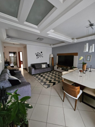 Imagem Casa com 3 Quartos à Venda, 266 m² em Jardim Emília - Sorocaba Imagem Casa com 3 Quartos à Venda, 266 m² em Jardim Emília - Sorocaba