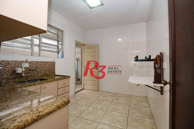 Imagem Casa com 3 Quartos à Venda, 160 m² em Embaré - Santos Imagem Casa com 3 Quartos à Venda, 160 m² em Embaré - Santos
