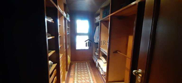 Imagem Imóvel com 3 Quartos à Venda, 243 m² em Alpes Da Cantareira - Mairiporã