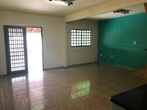 Imagem Sobrado com 4 Quartos à Venda, 180 m² em Santa Efigênia - Caldas Novas Imagem Sobrado com 4 Quartos à Venda, 180 m² em Santa Efigênia - Caldas Novas