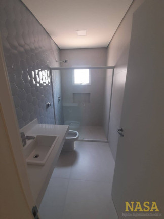 Imagem Casa com 3 Quartos à Venda, 365 m² em Jardim Itália - Cuiabá Imagem Casa com 3 Quartos à Venda, 365 m² em Jardim Itália - Cuiabá
