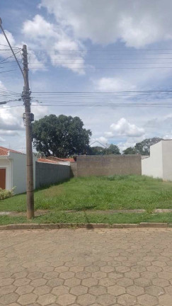 Imagem Terreno à Venda, 455 m² em Cidade Jardim - Pirassununga Imagem Terreno à Venda, 455 m² em Cidade Jardim - Pirassununga