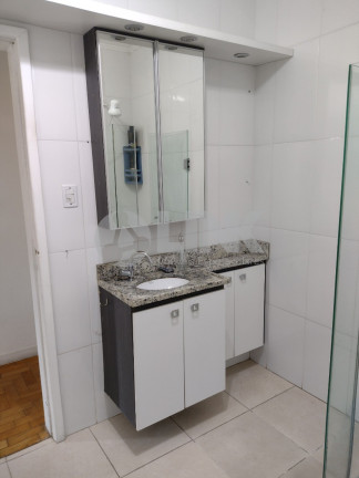 Imagem Apartamento com 3 Quartos à Venda, 75 m² em Higienópolis - Porto Alegre Imagem Apartamento com 3 Quartos à Venda, 75 m² em Higienópolis - Porto Alegre