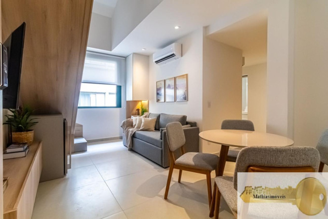 Imagem Apartamento com 2 Quartos à Venda, 68 m² em Copacabana - Rio De Janeiro Imagem Apartamento com 2 Quartos à Venda, 68 m² em Copacabana - Rio De Janeiro