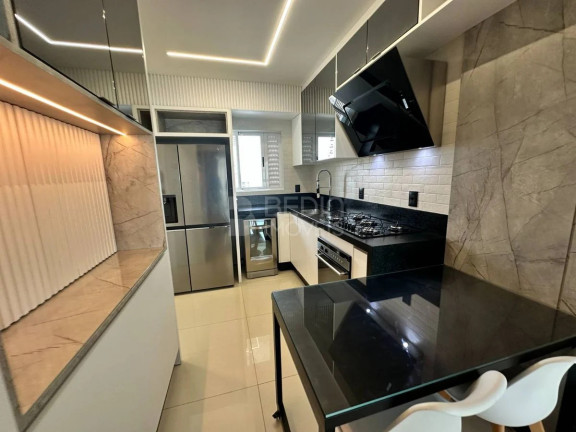 Imagem Apartamento com 4 Quartos à Venda, 137 m² em Centro - Balneário Camboriú Imagem Apartamento com 4 Quartos à Venda, 137 m² em Centro - Balneário Camboriú