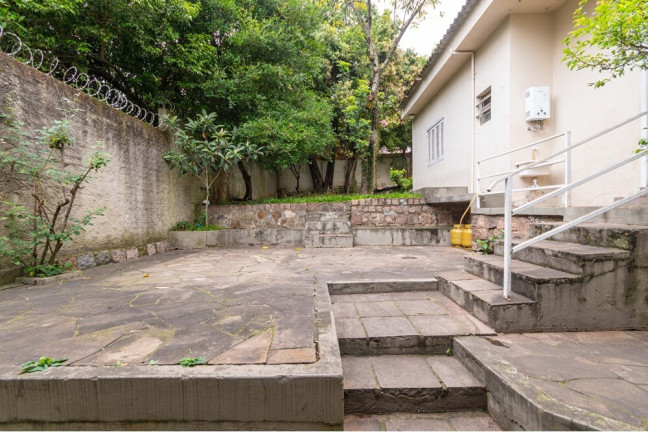 Imagem Casa com 3 Quartos à Venda, 158 m² em Chácara Das Pedras - Porto Alegre Imagem Casa com 3 Quartos à Venda, 158 m² em Chácara Das Pedras - Porto Alegre