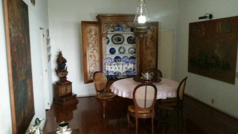 Imagem Apartamento com 3 Quartos à Venda, 264 m² em Laranjeiras - Rio De Janeiro Imagem Apartamento com 3 Quartos à Venda, 264 m² em Laranjeiras - Rio De Janeiro