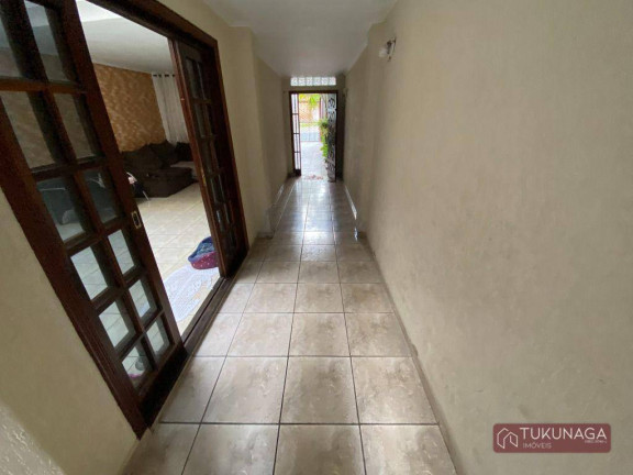Imagem Casa com 3 Quartos à Venda, 325 m² em Jardim Vila Galvão - Guarulhos Imagem Casa com 3 Quartos à Venda, 325 m² em Jardim Vila Galvão - Guarulhos