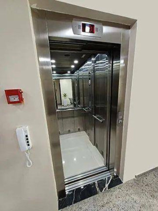 Imagem Casa com 12 Quartos à Venda ou Locação, 500 m² em Icaraí - Niterói Imagem Casa com 12 Quartos à Venda ou Locação, 500 m² em Icaraí - Niterói