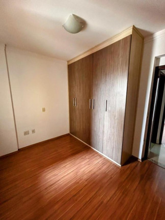 Imagem Apartamento com 3 Quartos à Venda, 85 m²