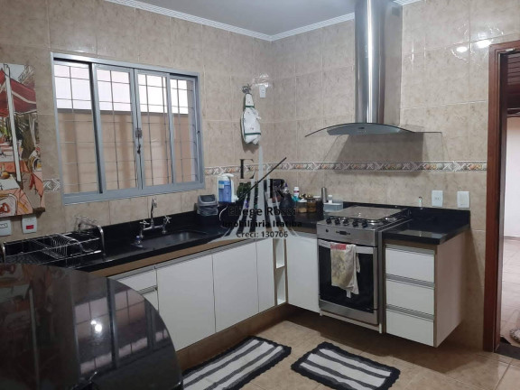 Imagem Casa com 3 Quartos à Venda, 250 m² em Itatiba Parque - Itatiba Imagem Casa com 3 Quartos à Venda, 250 m² em Itatiba Parque - Itatiba