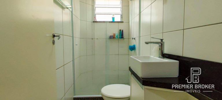 Imagem Apartamento com 2 Quartos à Venda, 50 m² em Pimenteiras - Teresópolis