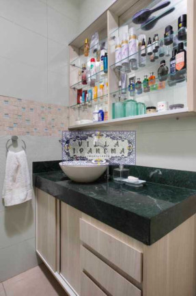 Imagem Apartamento com 3 Quartos à Venda, 164 m² em Tijuca - Rio De Janeiro Imagem Apartamento com 3 Quartos à Venda, 164 m² em Tijuca - Rio De Janeiro