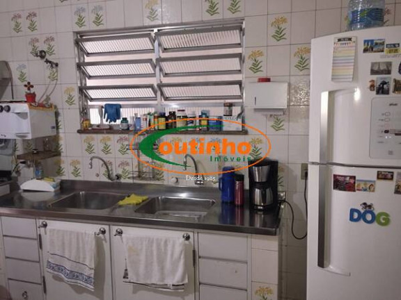 Imagem Casa com 5 Quartos à Venda, 287 m² em Tijuca - Rio De Janeiro Imagem Casa com 5 Quartos à Venda, 287 m² em Tijuca - Rio De Janeiro