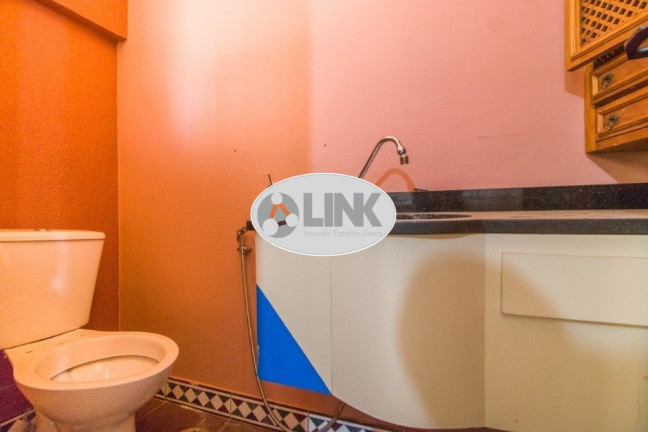 Imagem Apartamento com 3 Quartos à Venda, 142 m² em Higienópolis - Porto Alegre Imagem Apartamento com 3 Quartos à Venda, 142 m² em Higienópolis - Porto Alegre