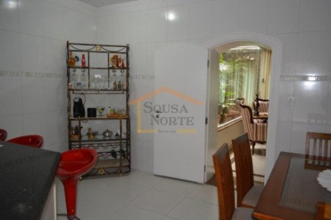 Imagem Sobrado com 5 Quartos à Venda, 450 m² em Vila Galvão - Guarulhos Imagem Sobrado com 5 Quartos à Venda, 450 m² em Vila Galvão - Guarulhos