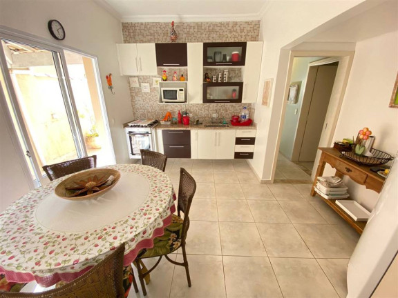 Imagem Casa com 4 Quartos à Venda, 384 m² em Flórida - Praia Grande Imagem Casa com 4 Quartos à Venda, 384 m² em Flórida - Praia Grande