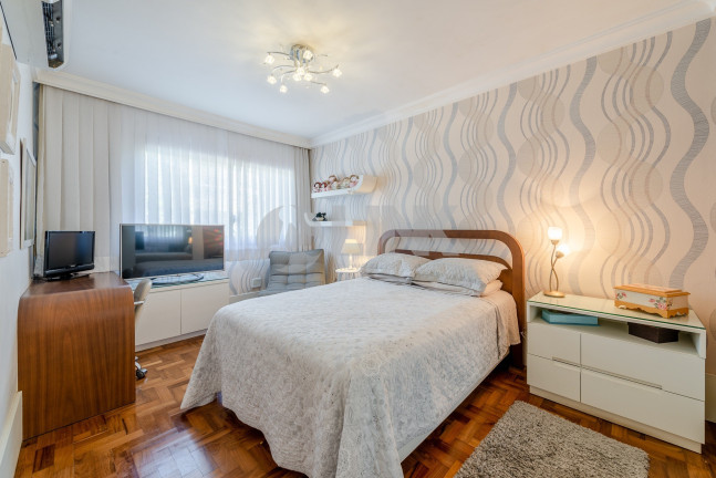 Imagem Casa com 4 Quartos à Venda, 450 m² em Vila Assunção - Porto Alegre