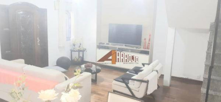 Imagem Sobrado com 3 Quartos à Venda, 214 m² em Penha De França - São Paulo Imagem Sobrado com 3 Quartos à Venda, 214 m² em Penha De França - São Paulo