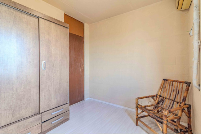 Imagem Apartamento com 2 Quartos à Venda, 40 m² em Rubem Berta - Porto Alegre Imagem Apartamento com 2 Quartos à Venda, 40 m² em Rubem Berta - Porto Alegre