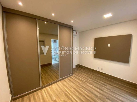 Imagem Casa com 4 Quartos à Venda, 200 m² em Bosque Da Saúde - São Paulo Imagem Casa com 4 Quartos à Venda, 200 m² em Bosque Da Saúde - São Paulo