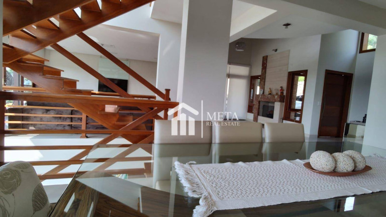 Imagem Imóvel com 3 Quartos à Venda, 420 m² em Residencial Suíça Da Cantareira - Mairiporã