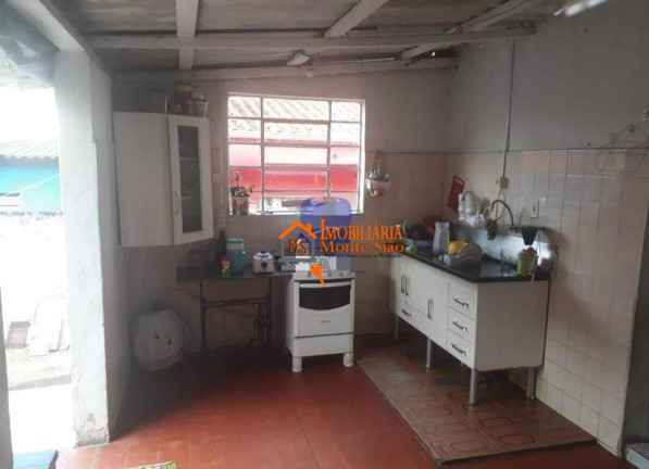 Imagem Casa com 3 Quartos à Venda, 240 m² em Jardim Santa Cecília - Guarulhos Imagem Casa com 3 Quartos à Venda, 240 m² em Jardim Santa Cecília - Guarulhos